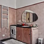 Tra Gli Ulivi Da Giacinta * ואראצה