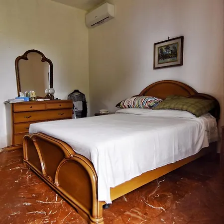 Lägenhet Tra Gli Ulivi Da Giacinta Varazze