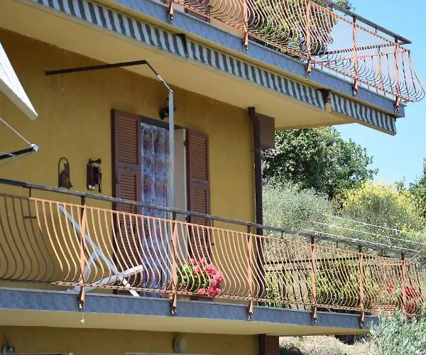 Tra Gli Ulivi Da Giacinta Varazze